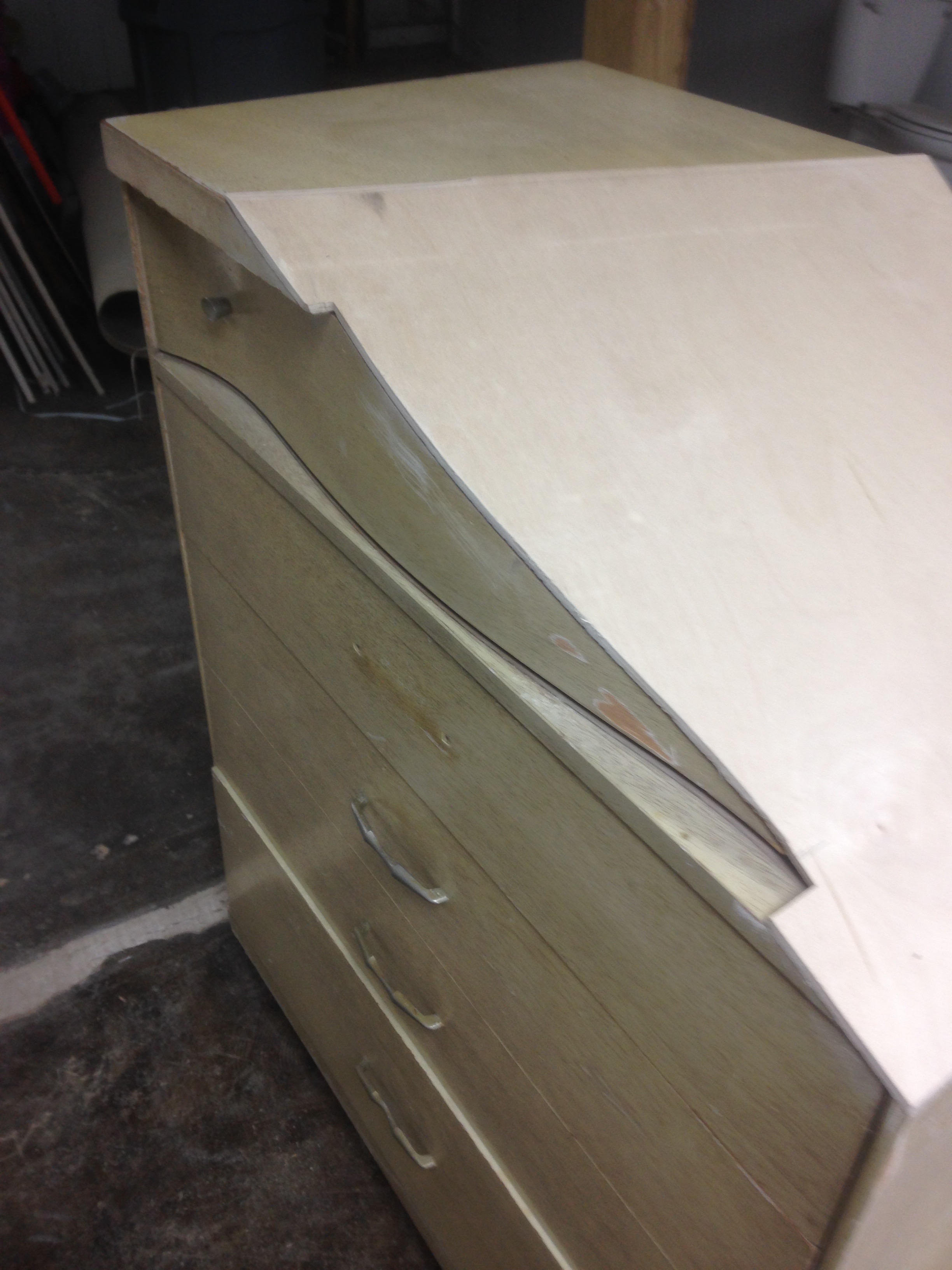 MODIFIED DRESSER SET, view 7